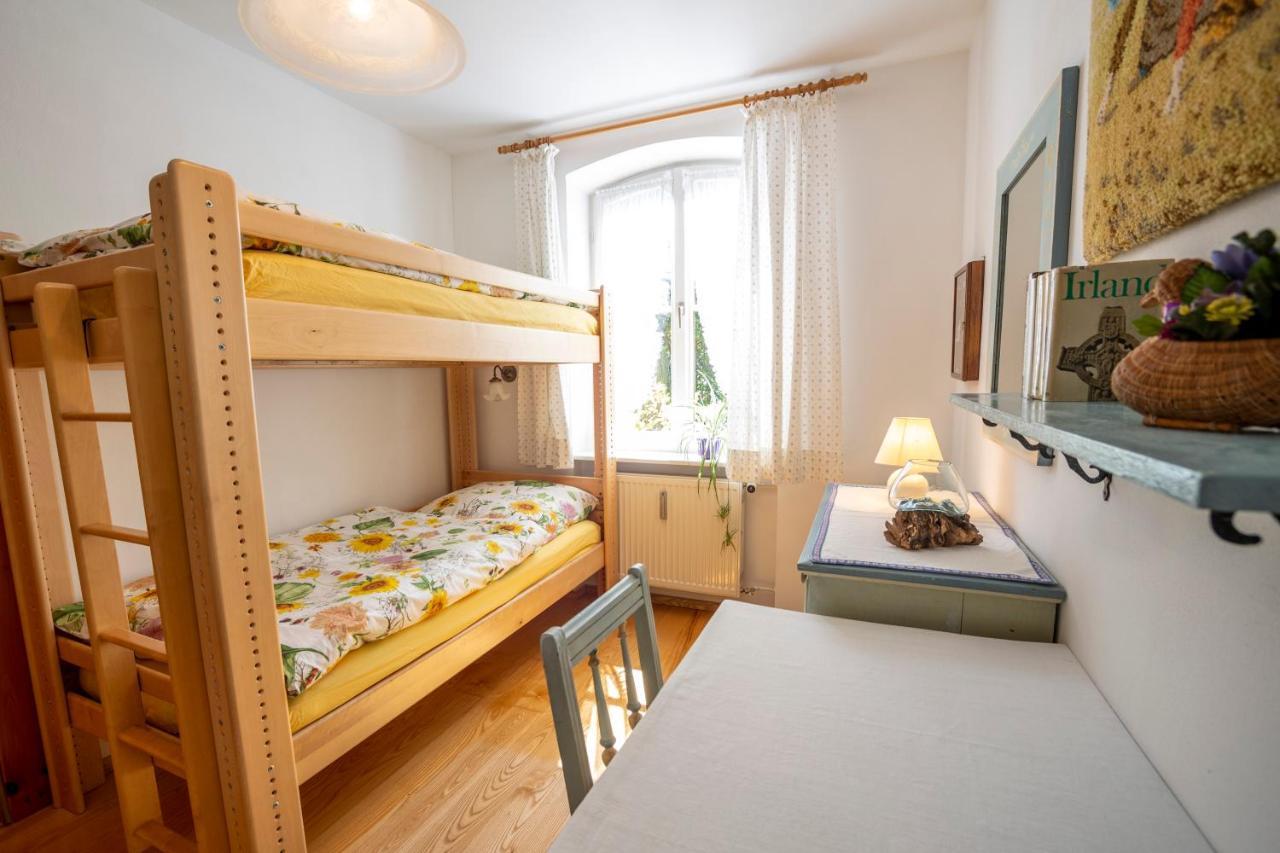 Landhauswohnung Mit Wildromantischem Garten Füssen المظهر الخارجي الصورة